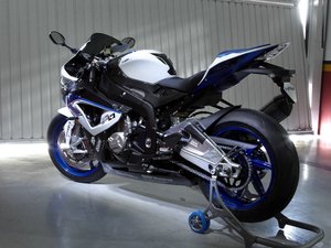 安卓摩托车 宝马 HP4手机壁纸