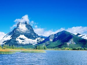 安卓风景 高山 蓝天 蓝天白云手机壁纸