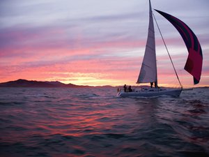 安卓风景 大海 夏天 凤凰 全景 帆船 海洋天堂 落日余晖手机壁纸