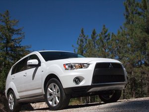 安卓三菱 Mitsubishi Outlander GT 汽车手机壁纸