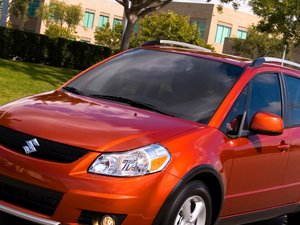 安卓铃木 SX4 运动 休旅车 汽车手机壁纸