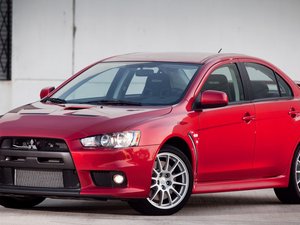 安卓三菱 EVO 汽车 跑车 宽屏手机壁纸