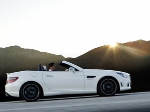 安卓Mercedes Benz 奔驰 梅赛德斯 汽车 宽屏手机壁纸