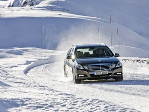 Benz 奔驰 汽车