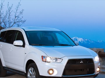 三菱 Mitsubishi Outlander GT 汽车