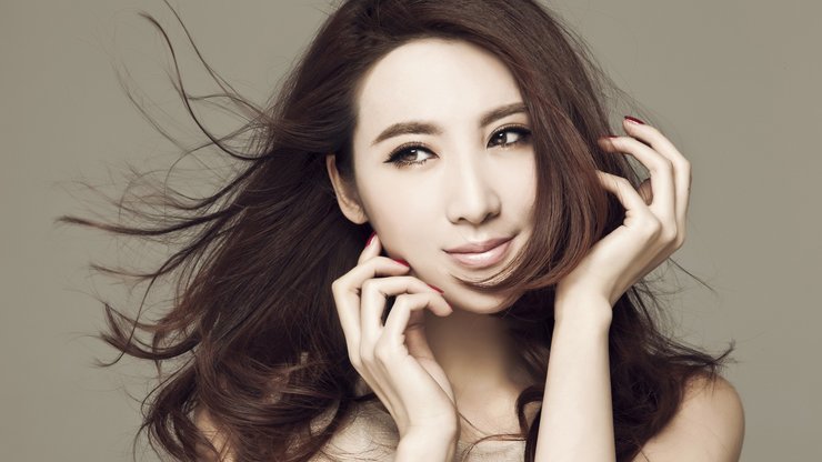 安卓手机美女 模特 时尚 摄影高清壁纸